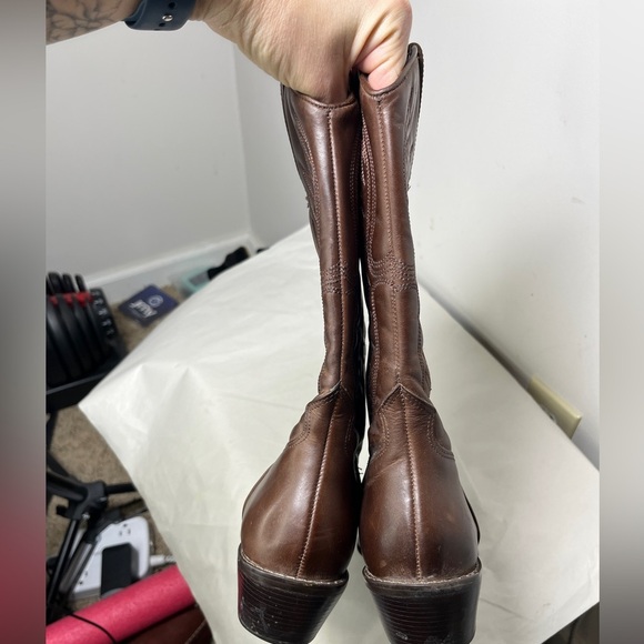 Womens sz 8M Matisse Chocolate Leather Point Toe Cowboy Western Pull Up Boots - Picture 6 of 14